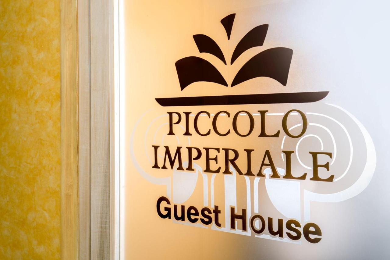 Piccolo Imperiale Acomodação com café da manhã Roma Exterior foto